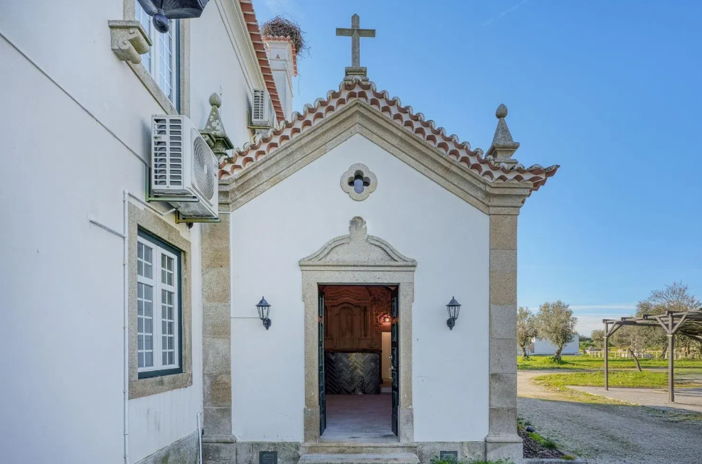 Chapel at Solar de Alcains